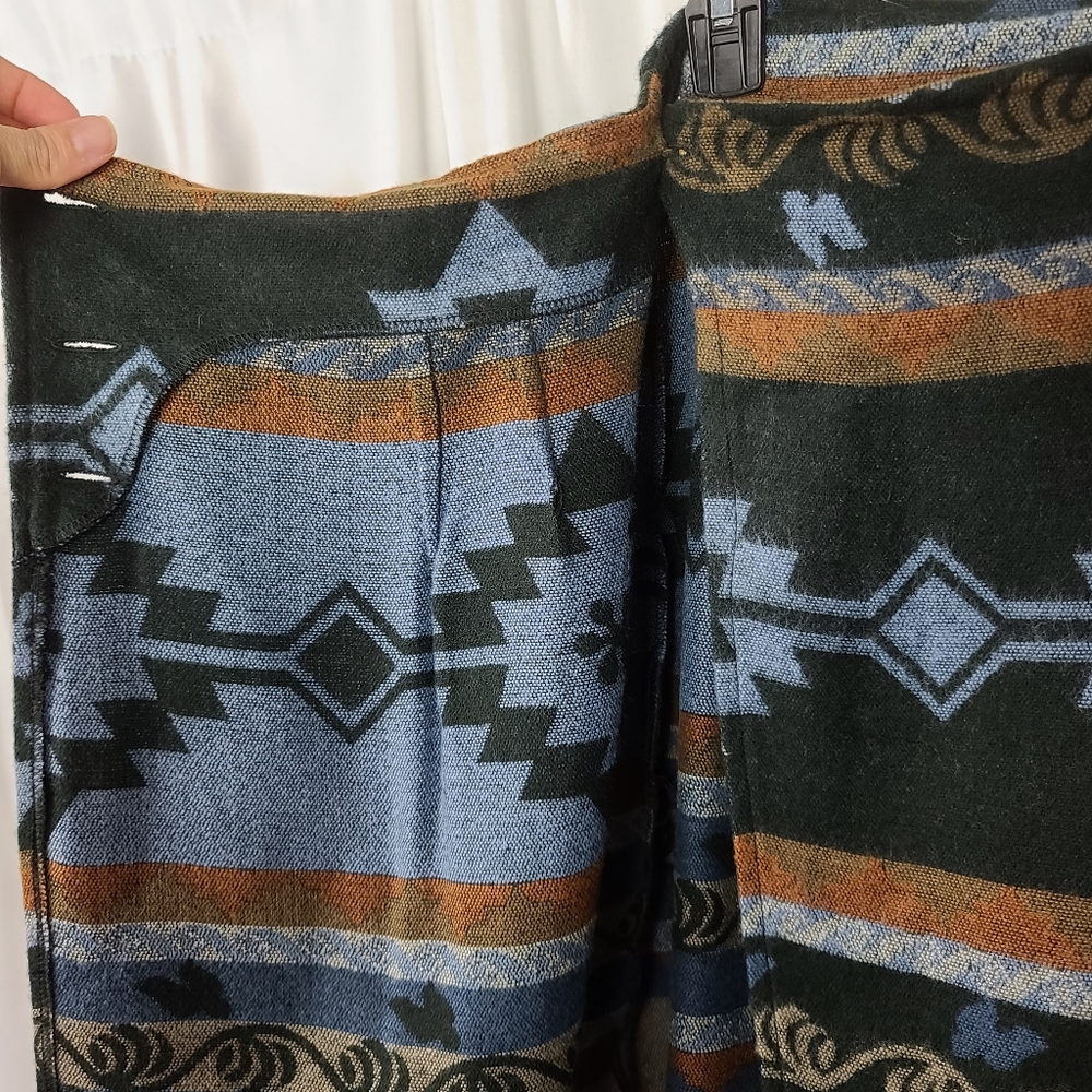 4/$18 Vintage Southwestern Print Wrap Skirt - Picture 5 of 9